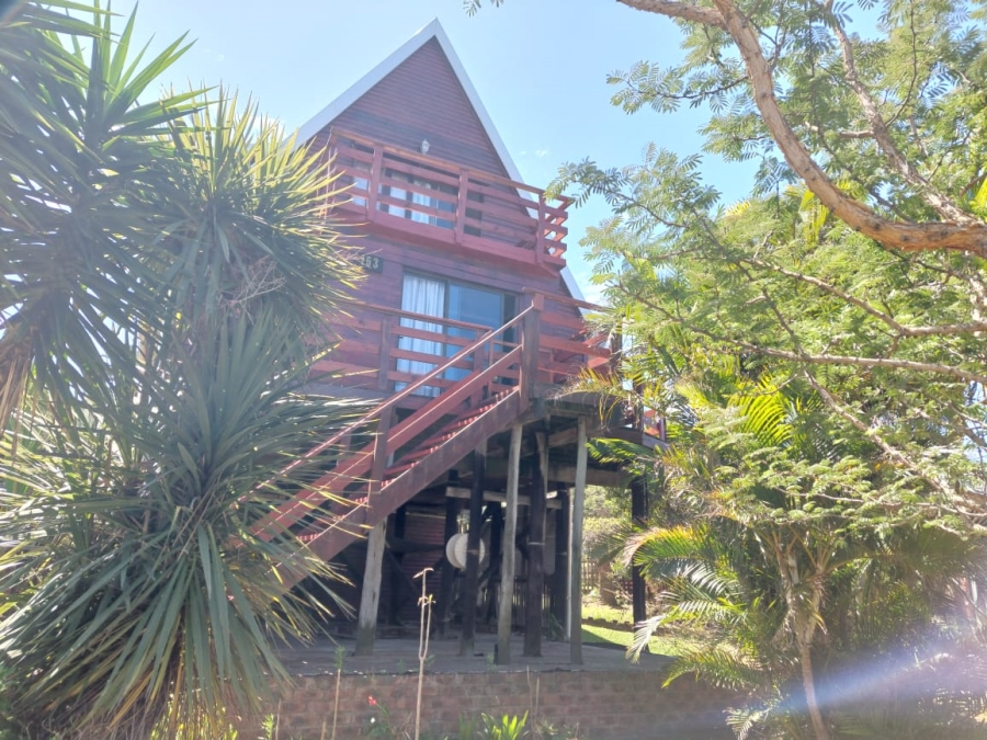 3 Bedroom Property for Sale in Cove Rock Eastern Cape